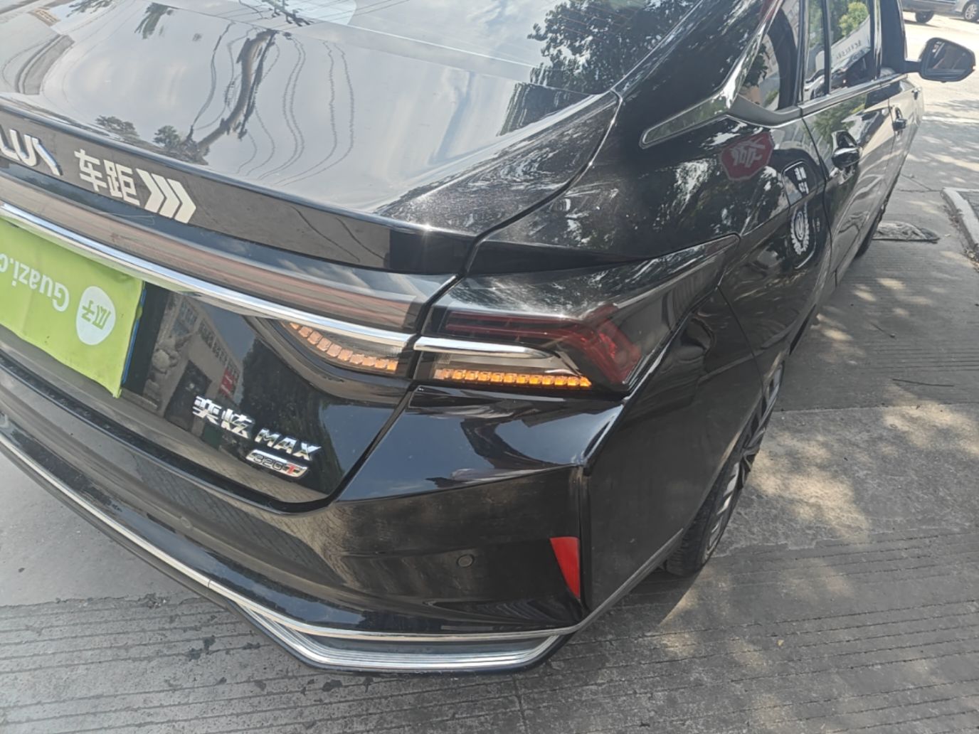 Dongfeng Aeolus Yixuan MAX 2023 1.5T Ultra-Stylish Trendsetting Dad Edition — снимка 9