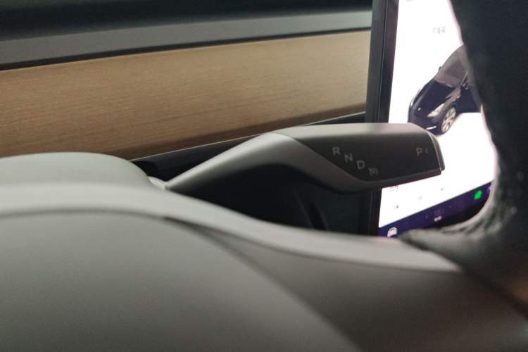 Used Tesla Model Y 2021 Standard Range Rear-Wheel Drive Version Gear Lever