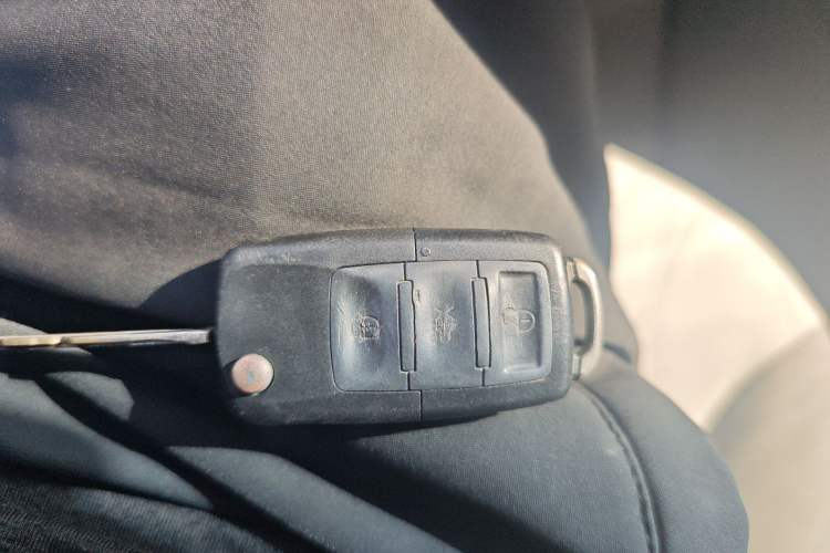 Used Chevrolet Sail 2013 Sedan 1.4L Manual - Youyi Happiness Edition