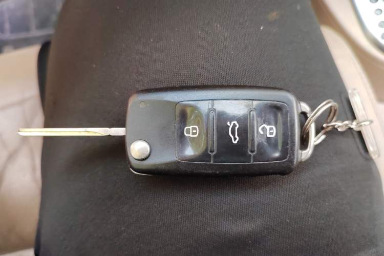 Used Volkswagen Touran 2015 1.4T DSG Comfort Edition 5 Seats