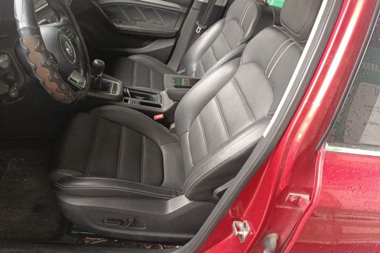 Used MG 6 2017 20T Manual Luxury Smart Connect Version China V Standard