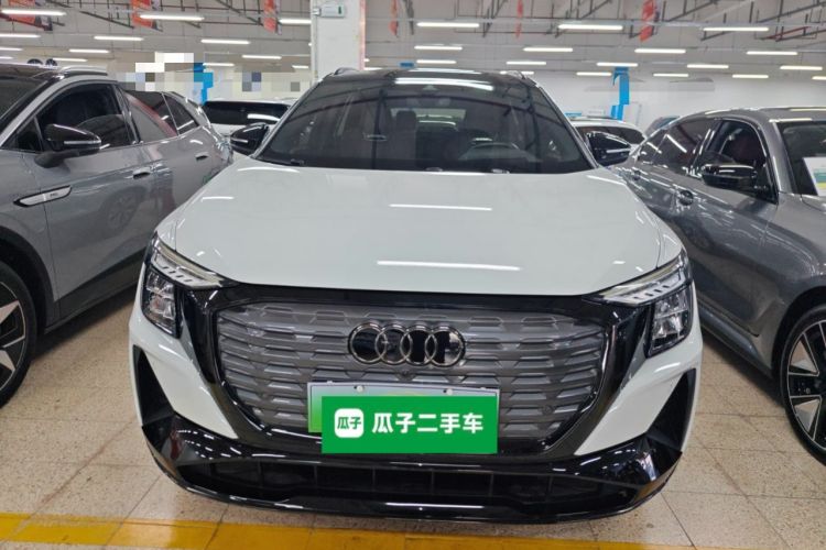 Used Audi Q5 e-tron 2023 40 e-tron Shining Edition Mecha Kit
