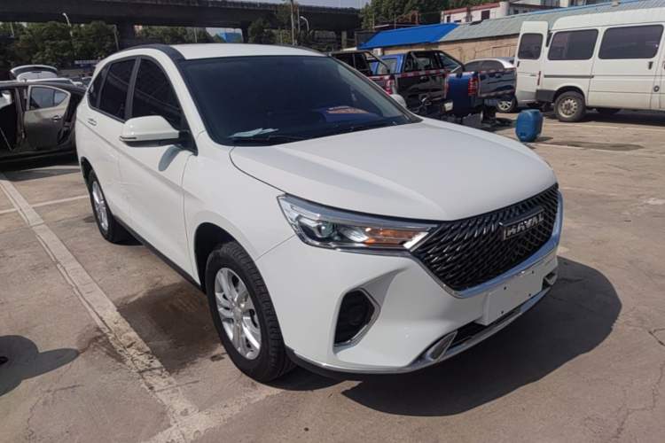 Used Haval M6 2023 PLUS 1.5T DCT Elite Smart Connectivity Model Front Right 45 Deg