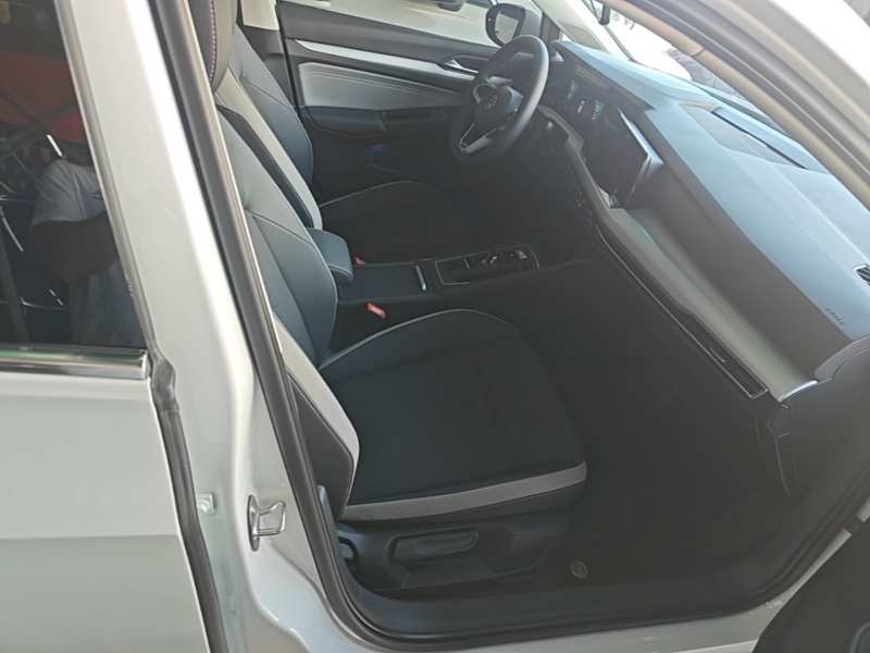 Used Volkswagen Golf 2023 Facelift 280TSI DSG Pro — 24