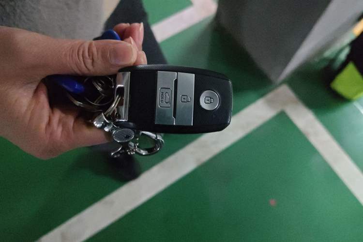 Used Kia KX5 2016 1.6T Automatic Two-Wheel Drive DLX
