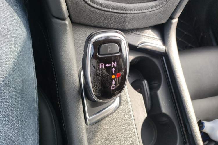 Used Cadillac XT5 2016 25T Luxury Model
