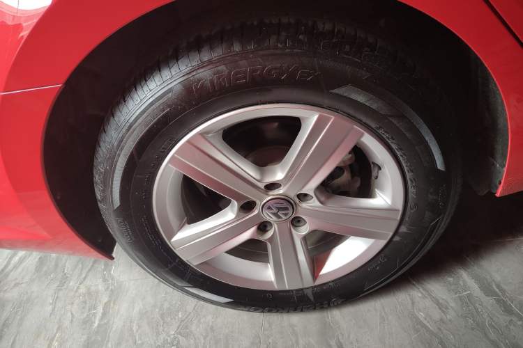 Used Volkswagen Lamando 2019 230TSI DSG Vision Edition China VI Standard