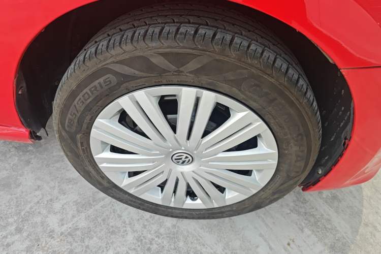 Used Volkswagen Polo 2016 1.6L Automatic Comfort Model
