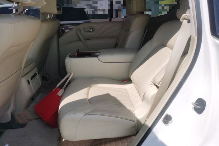 Used Infiniti QX80 2016 5.6L 4WD
