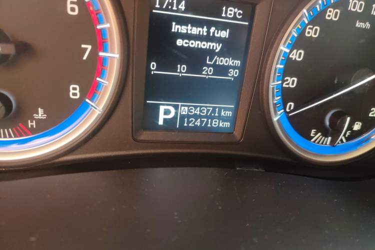 Used Suzuki S-Cross 2014 1.6L CVT Two-Wheel Drive Elite Version