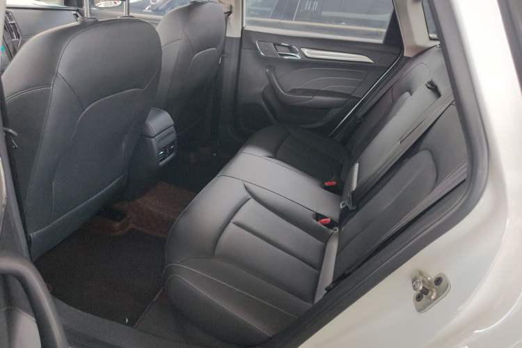 Used Roewe i6 2020 PLUS 1.6L CVT 4G Connected Glory Flagship Edition