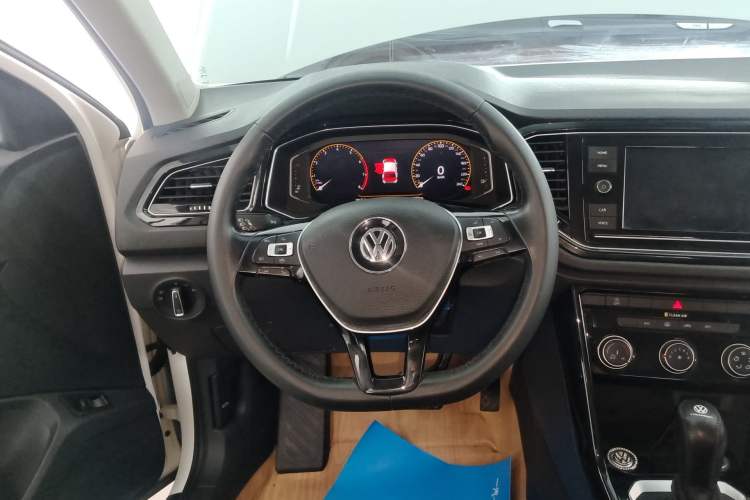 Used Volkswagen T-ROC 2020 280TSI DSG Two-Wheel Drive Comfort Version Steering Wheel