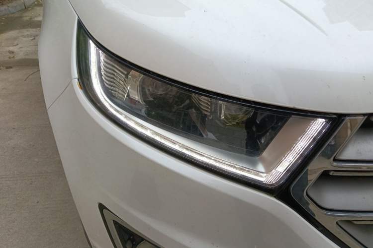 Used Ford Edge 2016 EcoBoost 245 Four-Wheel Drive Titanium 7-Seater