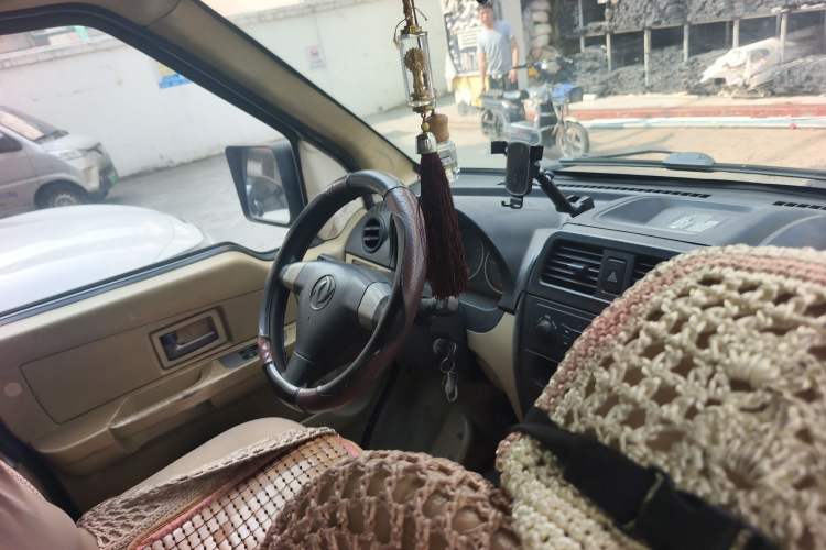 Used Dongfeng Xiaokang C35 2013 1.4L Base Van DK13-06
