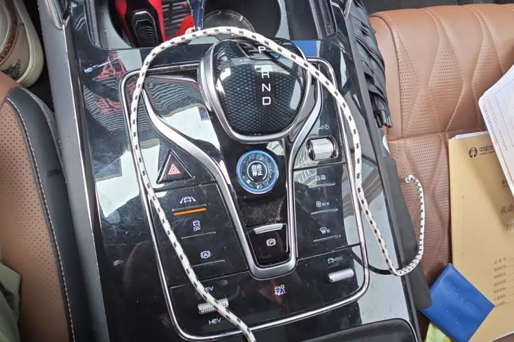 Used BYD Tang New Energy 2021 DM-i 112KM Prestige Model Gear Lever