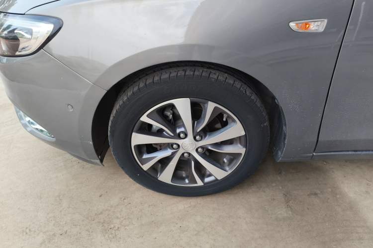 Used Buick Excelle GX 2018 18T Automatic Elite Model
