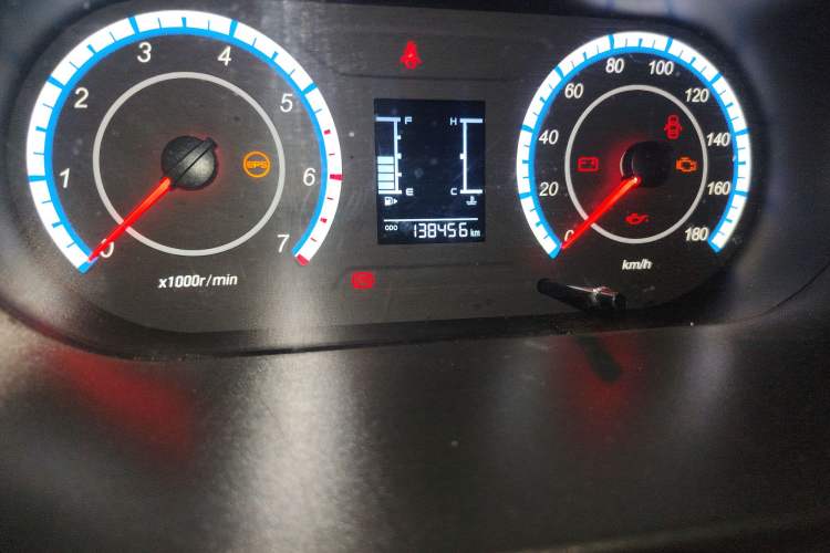 Used CHANGAN KAICHENG Ruixing M80 2021 1.6L Base Version 2-Seater Non-Air-Conditioned China VI Standard Flat Roof Liftback Doors DAM16KR Odometer Close Up