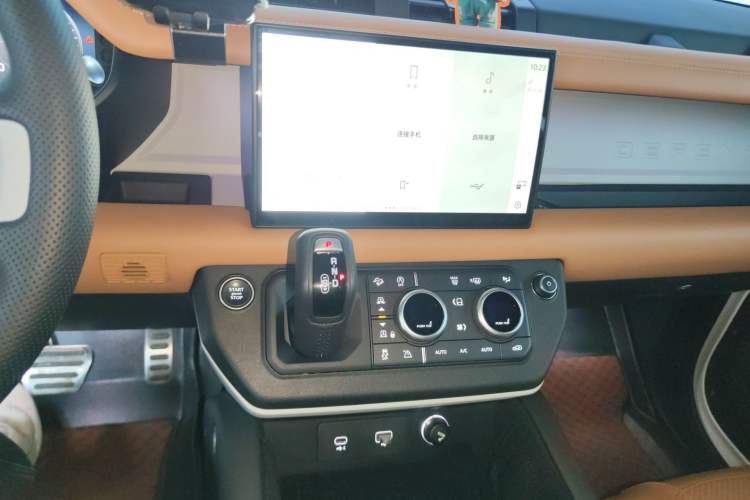 Used Land Rover Defender 2024 110 3.0T P400 X-DYNAMIC HSE
