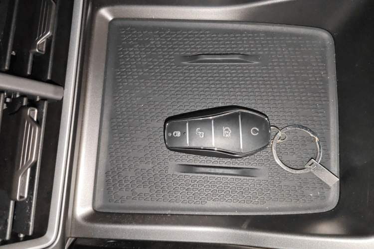 Used BYD Yuan UP 2024 401KM Leading Edition
