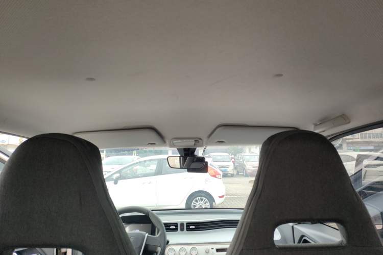 Used Wuling Hongguang MINIEV 2022 Macaron Premium Model – Lithium Iron Phosphate
