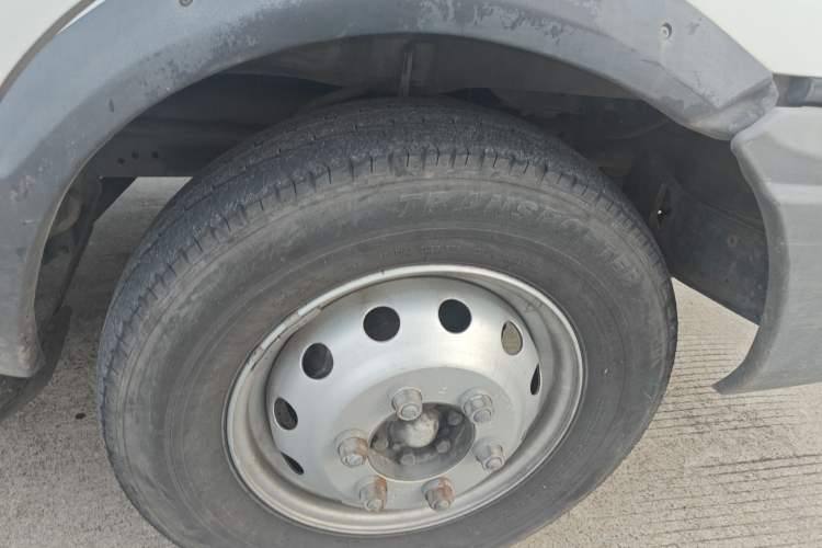 Used Iveco Daily 2014 2.5T-A35 NJ6484ACM47Z4
