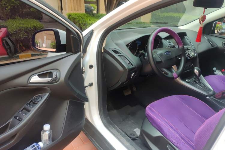 Used Ford Focus 2017 Hatchback 1.6L Automatic Comfort Plus SmartDrive Edition
