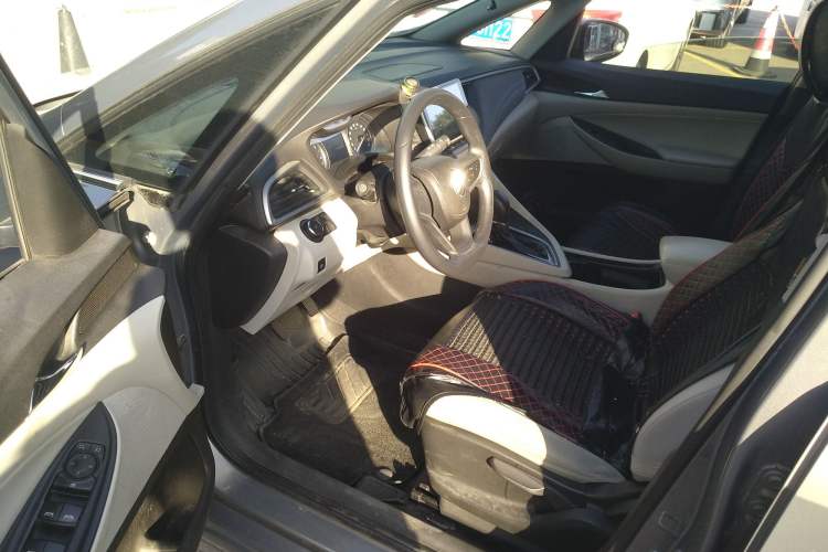 Used Buick GL6 2019 18T 6-Seater Elite Version China VI Standard
