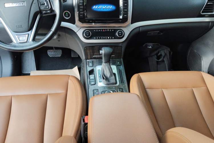 Used Haval H6 Coupe 2015 Blue Label 2.0T Automatic Two-Wheel Drive Elite Model