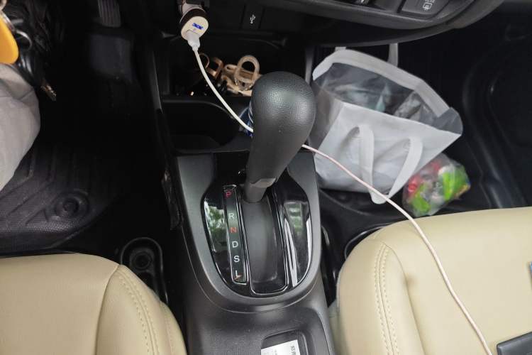 Used Honda Fit 2016 1.5L LXS CVT Comfort Sunroof Version
