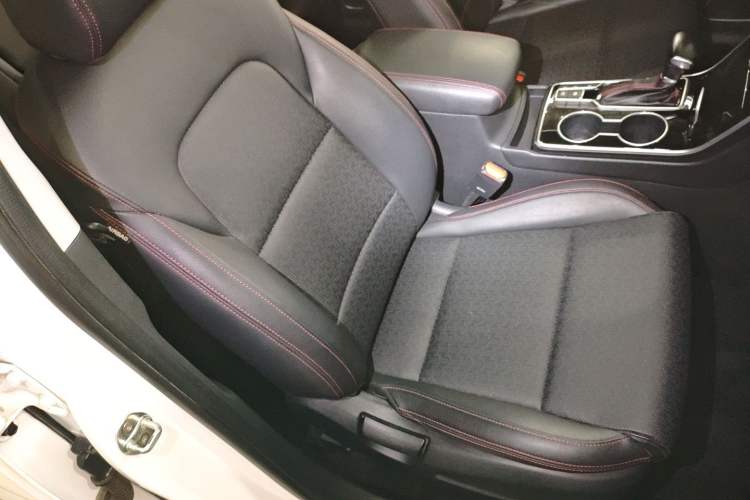 Used Kia KX5 2019 1.6T Automatic Two-Wheel Drive Luxury Edition Right Front Seat