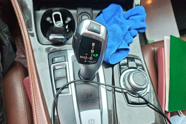 Used BMW 5 Series 2014 525Li Leading Model