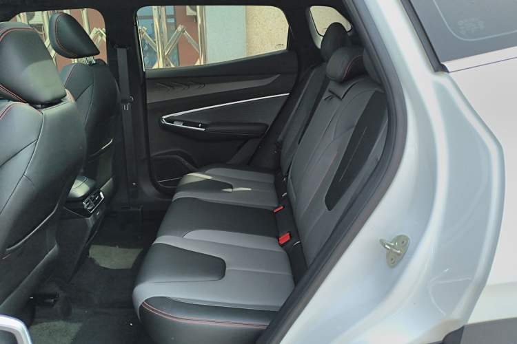 Used Geely Auto Emgrand X7 Sport 2023 Boyue COOL 1.5TD Smart Model Left Rear Seat