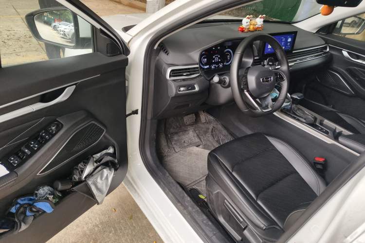 Used Geely Auto Emgrand 2022 4th Generation 1.5L CVT Luxury Model
