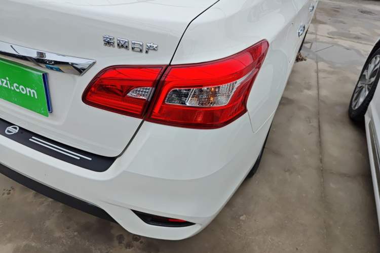 Used Nissan Sylphy 2021 Classic 1.6XL CVT Luxury Edition Right Rear Taillight