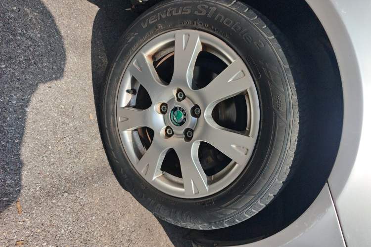 Used Skoda Octavia 2009 1.6L Automatic Elegance Edition
