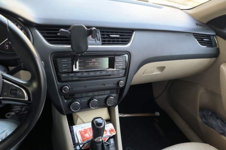 Used Skoda Octavia 2017 1.6L Automatic Smart Drive Edition
