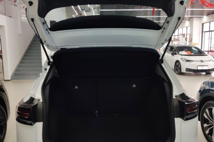 Used Volkswagen Tharu 2026 Model Xinrui 300TSI Ruixiang Edition Trunk