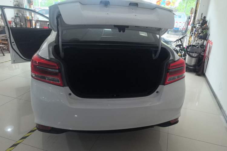 Used Toyota YARiS L Zhi Xiang 2019 1.5E CVT Dynamic Edition China VI compliant