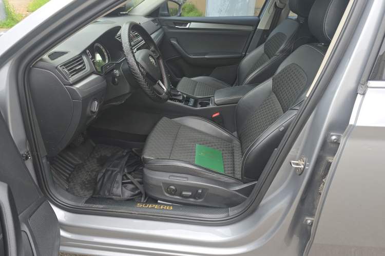 Used Skoda Superb 2018 TSI280 DSG Comfort Edition China V Standard Left Front Seat