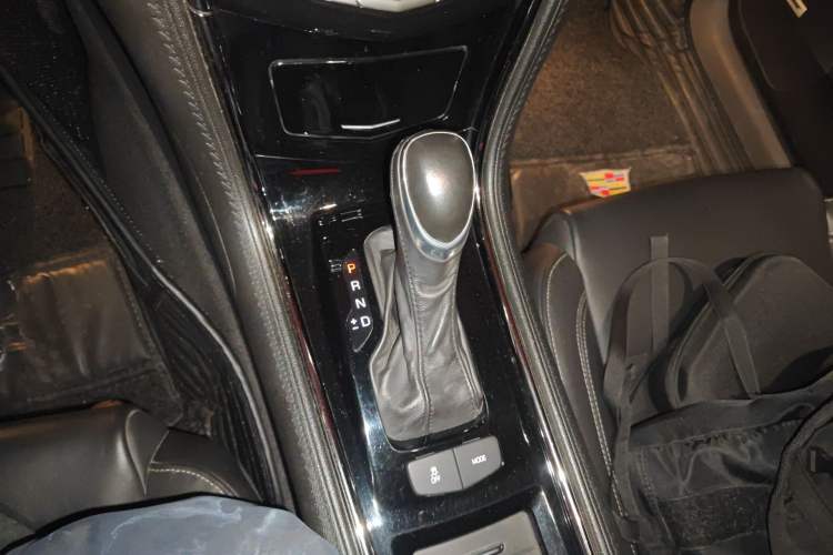 Used Cadillac ATS-L 2014 25T Fashion Edition Gear Lever