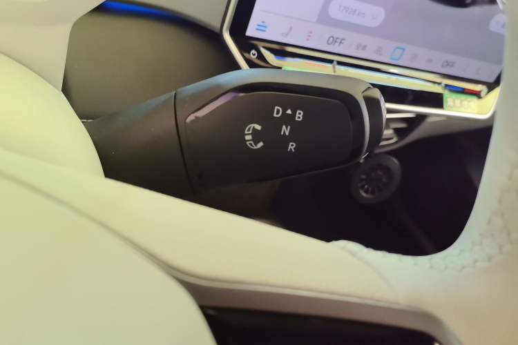 Used Volkswagen ID.3 2025 Smart Edition Ultra-Intelligent Oxygen Version Gear Lever