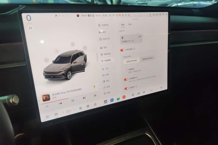 Used ONVO Luxeed L90 2025 Model—Max Six-Seater Version
