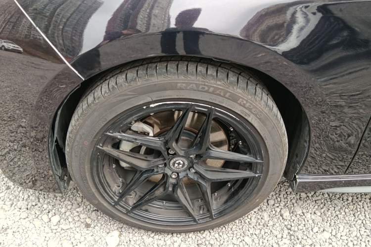 Used Lynk & Co 03 2021 2.0TD Automatic Trendy Champion Edition Left Front Wheel Hub