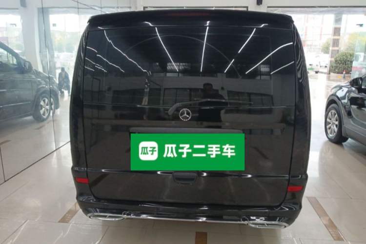 Used Mercedes-Benz Vito 2010 2.5L Elite Edition Rear