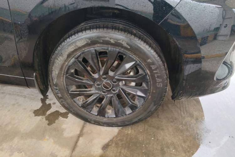 Used FORTHING T5 EVO 2021 1.5TD DCT Starry Edition Right Front Wheel Hub