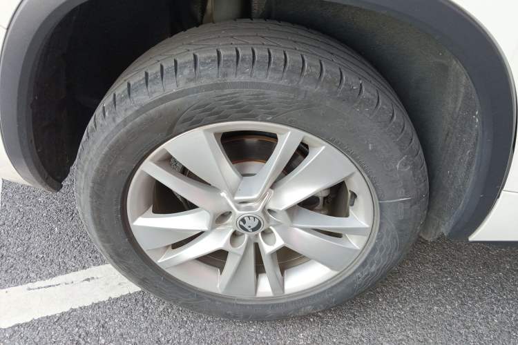 Used Skoda Kodiaq 2024 TSI330 5-Seat Two-Wheel Drive Elite Version Right Rear Wheel Hub