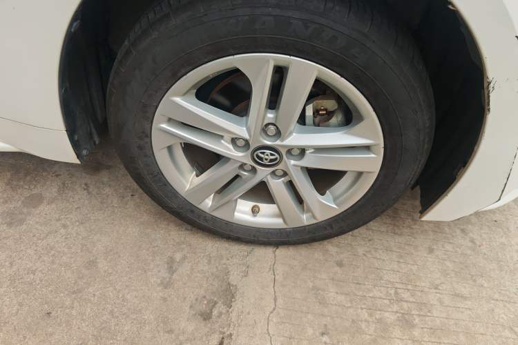 Used Toyota Levin 2021 185T CVT Luxury Edition Right Front Wheel Hub