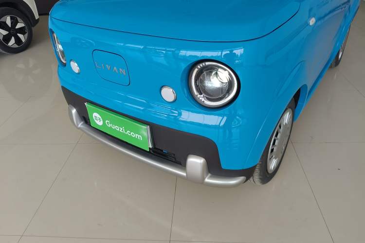 Used Livan Blue Balloon 2025 Model Dynamic Version Left Front Headlight