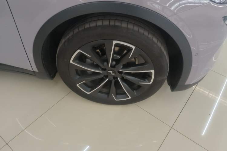 Used ONVO L60 2024 60 kWh Rear-Drive Version
