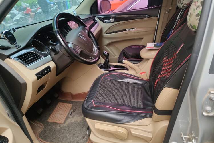 Used Baojun 730 2016 1.5L Manual Comfort Version 7 Seats China V Emission Standard
